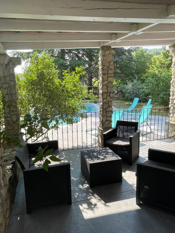 Villa Camille Céreste Kültér fotó