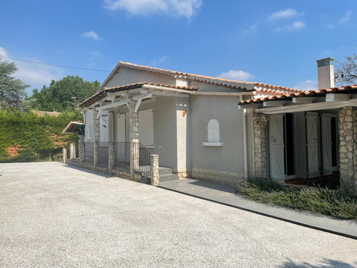 Villa Camille Céreste Kültér fotó